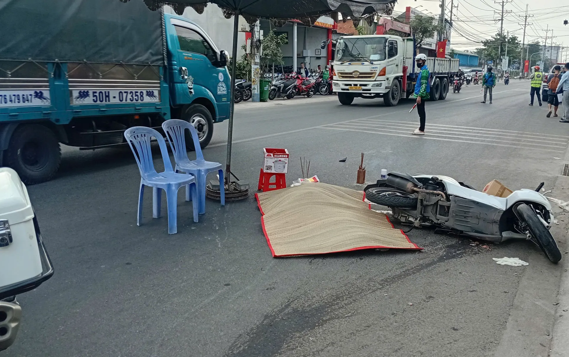 TP Hồ Chí Minh: tai nạn giao thông nghiêm trọng trên đường 22 Tháng 12, một người tử vong