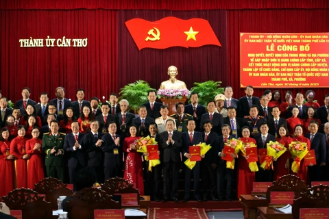 Công bố nhân sự chủ chốt TP Cần Thơ sau sáp nhập