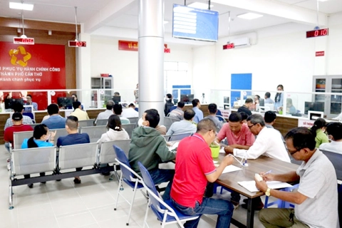 TP Cần Thơ hỗ trợ 5 triệu đồng/tháng cho cán bộ đi làm xa