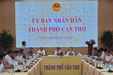 Cần Thơ: đề xuất hai kịch bản cho tăng trưởng kinh tế năm 2025
