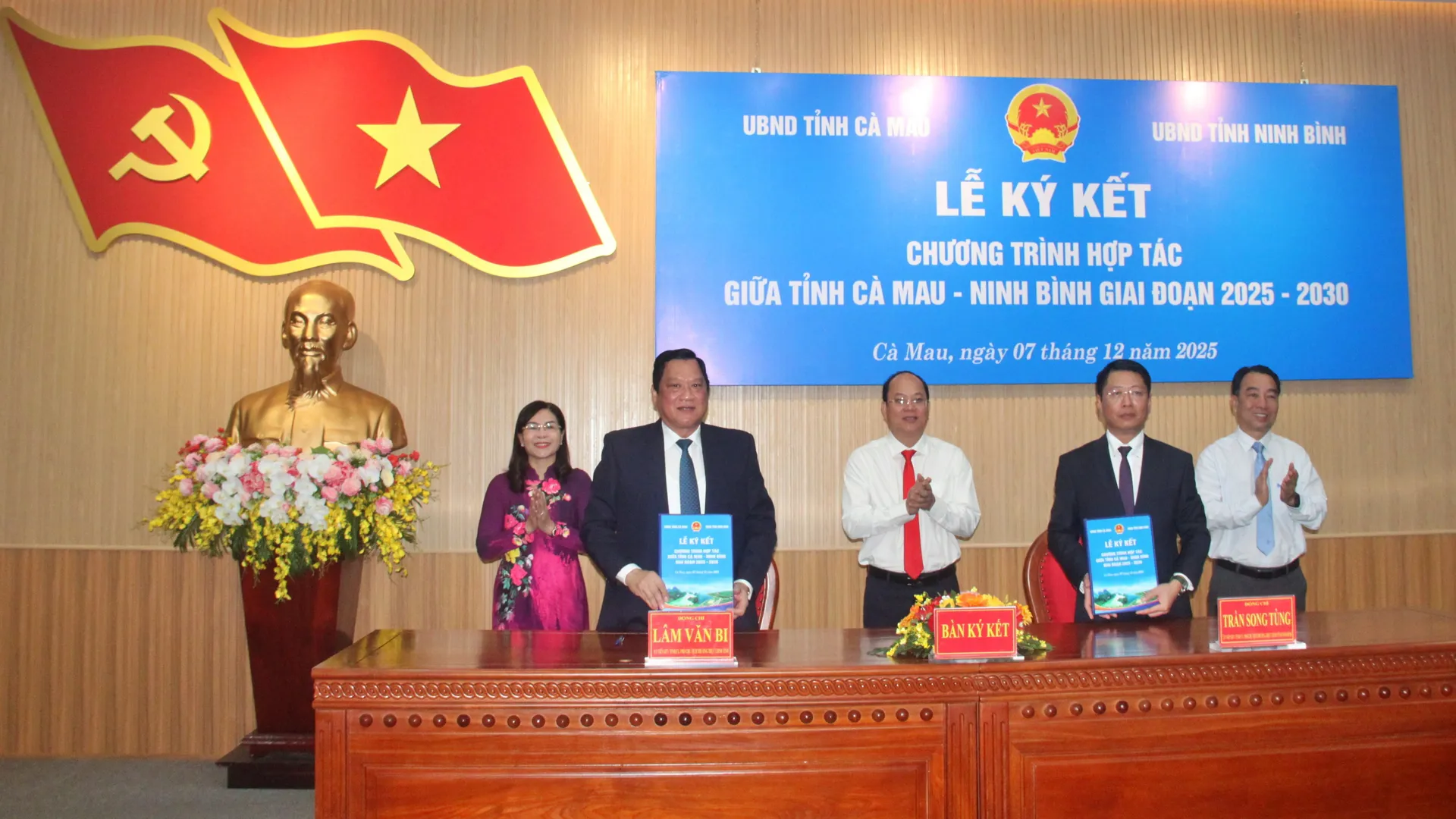 Cà Mau – Ninh Bình: 65 năm son sắt nghĩa tình