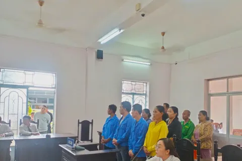 Cà Mau: tuyên hơn 90 năm tù cho những kẻ bán người dưới 16 tuổi sang Trung Quốc 