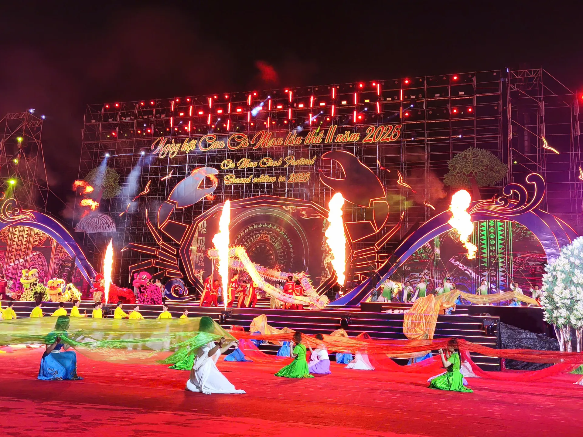 Tưng bừng khai mạc Ngày hội cua Cà Mau lần 2 năm 2025