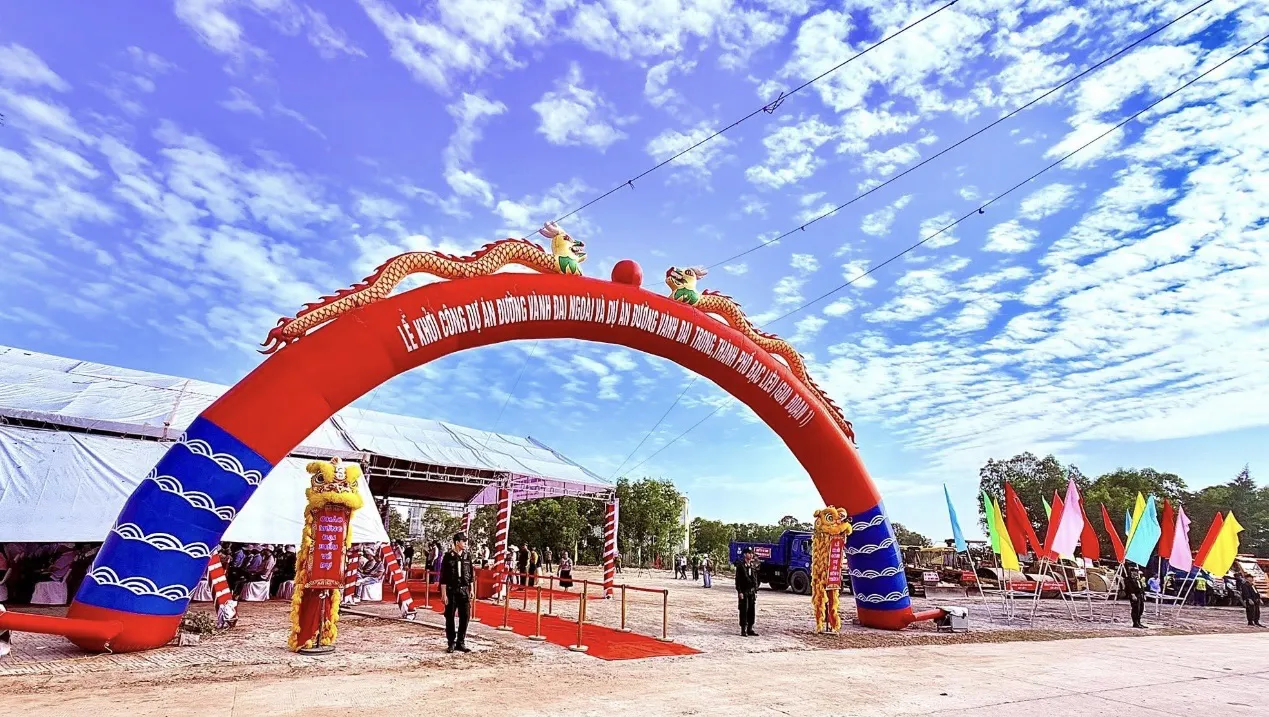 Cà Mau khởi công 2 dự án giao thông trọng điểm, quy mô 1.800 tỷ đồng