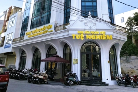 Tìm bị hại vụ “phun xăm đổi vận” lừa đảo liên tỉnh