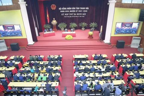 Khai mạc Kỳ họp thứ 37 HĐND tỉnh Thanh Hóa: quyết sách cho năm bản lề và giai đoạn phát triển mới