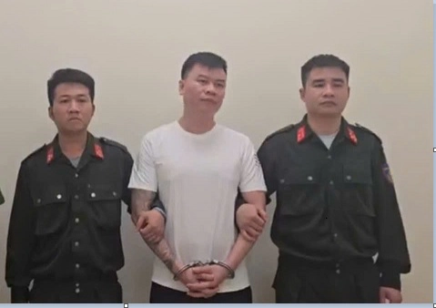 Thanh Hóa: bắt nhóm buôn khí cười do Thu “vệ sĩ” cầm đầu