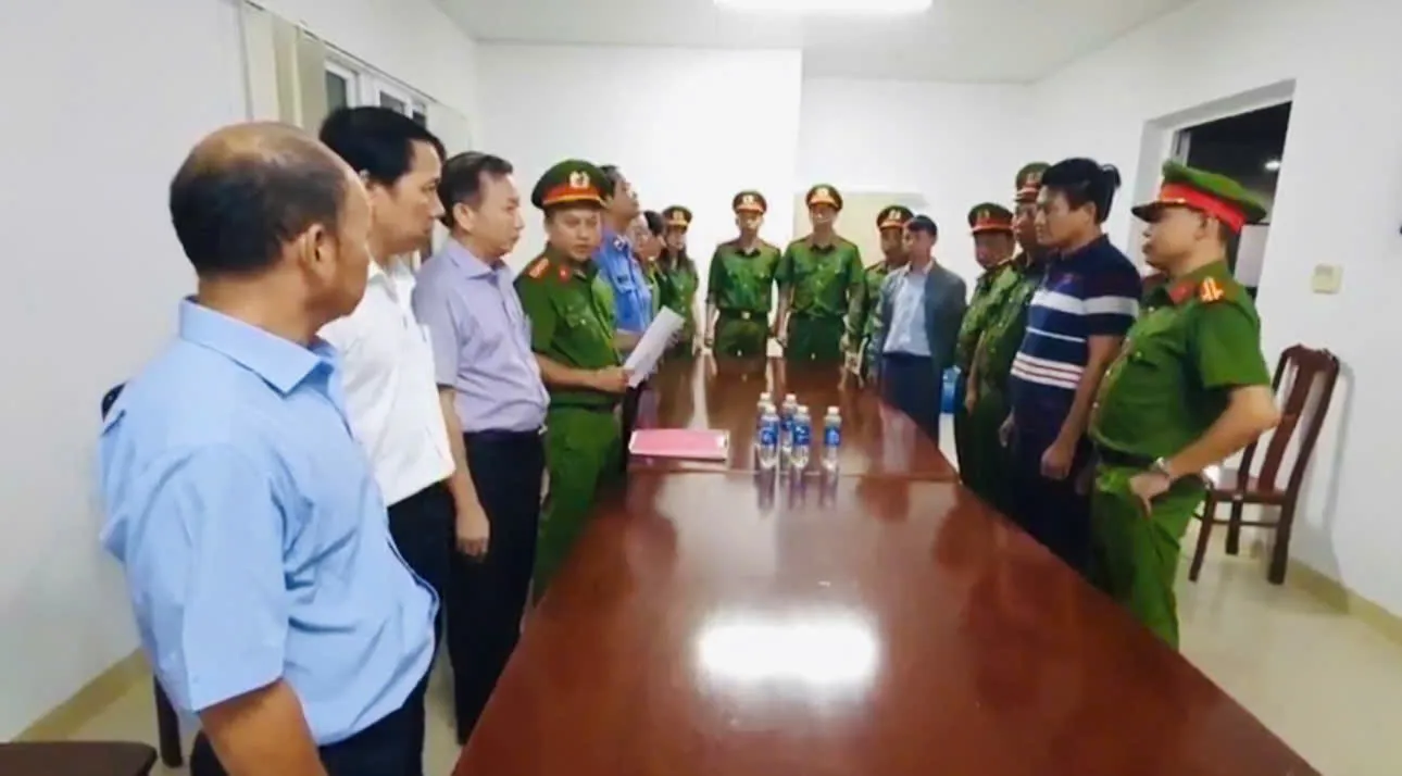 Đắk Lắk: bắt tạm giam 2 trưởng khoa Bệnh viện đa khoa Vùng Tây Nguyên