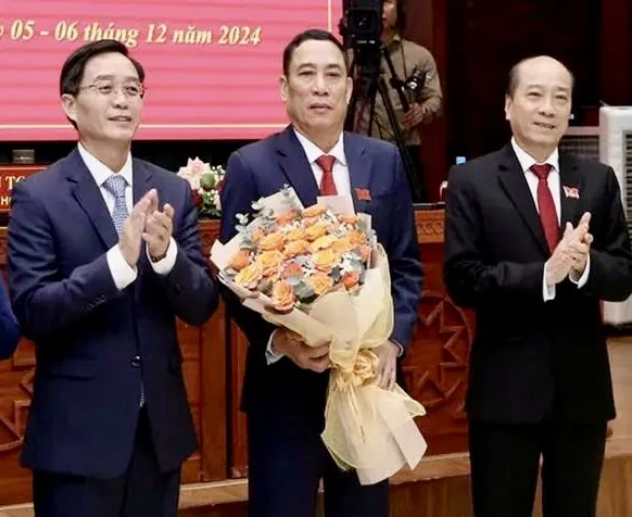 Phó Chủ tịch HĐND tỉnh Đắk Lắk xin nghỉ hưu trước tuổi