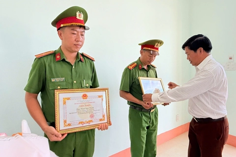 Gia Lai: khen thưởng nỗ lực phòng chống tội phạm tại Mang Yang