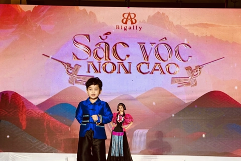 Ấn tượng "Sắc vóc non cao": khi thổ cẩm kể chuyện văn hóa đại ngàn