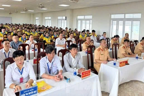 Công an tỉnh Đắk Lắk tổ chức sát hạch lái xe cho hơn 200 học viên
