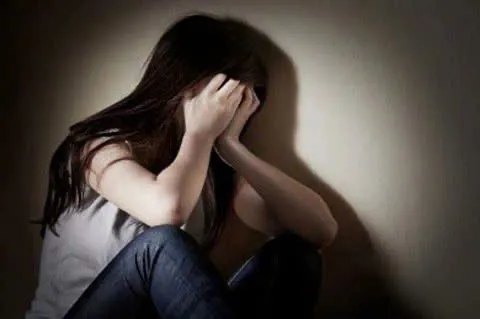 Gia Lai: 13 năm tù cho gã cha dượng đồi bại
