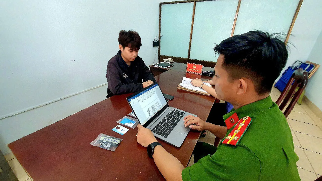 Đắk Lắk: sinh viên lừa bán ô tô "ảo", 28 người sập bẫy