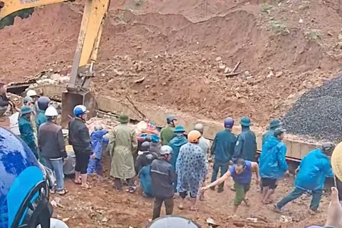 Đắk Lắk: móng nhà hàng xóm bị sập khiến 2 cha con tử vong