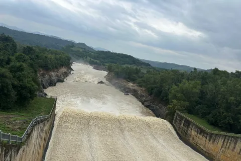 Giải bài toán phát triển bền vững thủy điện sau lũ dữ
