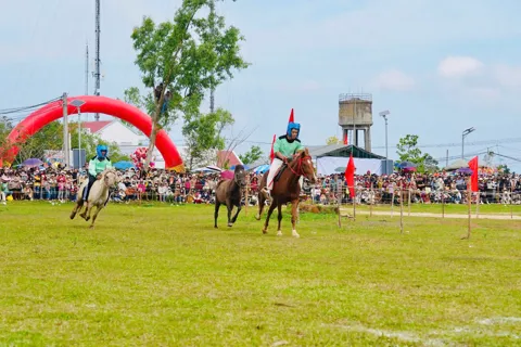 Đắk Lắk: sôi nổi Hội đua ngựa truyền thống Gò Thì Thùng Xuân Bính Ngọ 2026