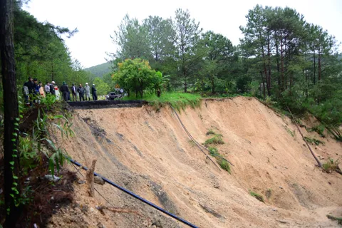 Lâm Đồng: dự kiến thông xe tạm đèo Mimosa vào 8 giờ ngày 29/11