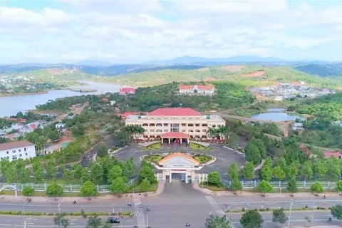 Lâm Đồng: bố trí công chức làm việc tại trụ sở UBND tỉnh Bình Thuận và Đắk Nông cũ