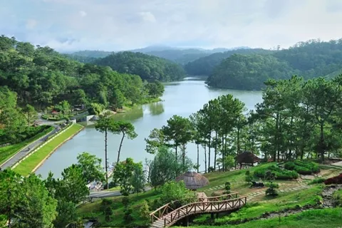 Người dân Lâm Đồng "xa dần" với thắng cảnh hồ Than Thở