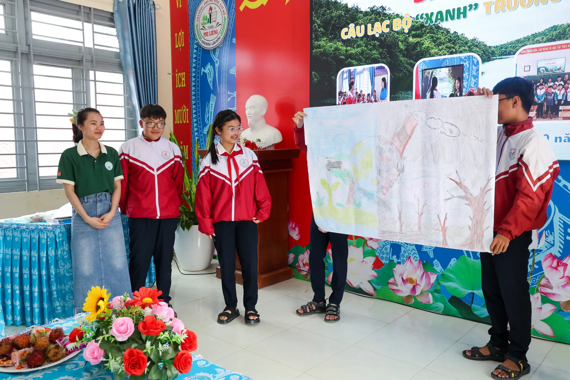 Vườn quốc gia Tà Đùng nâng cao ý thức bảo vệ môi trường cho học sinh vùng đệm
