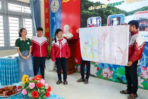 Vườn quốc gia Tà Đùng nâng cao ý thức bảo vệ môi trường cho học sinh vùng đệm
