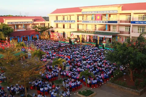 Lâm Đồng chủ động cho học sinh nghỉ học ứng phó bão số 13