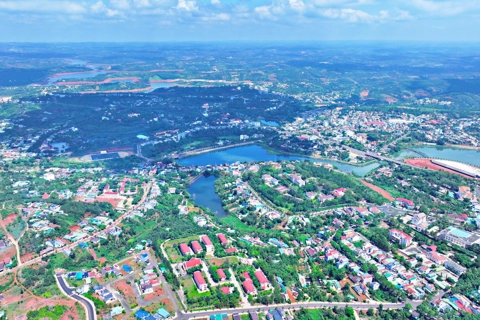 Đắk Nông: chi lương tháng 7 cho cán bộ, viên chức trước khi sáp nhập