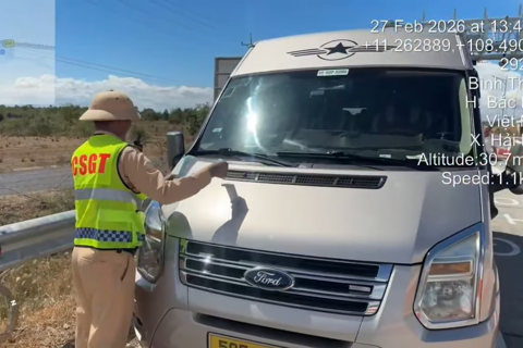 Tài xế không có giấy phép lái xe chạy cao tốc Phan Thiết - Vĩnh Hảo bị phạt 77 triệu đồng