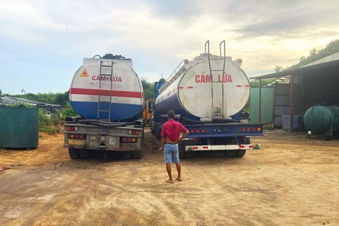 Tạm giữ gần 80 tấn chất lỏng nghi dầu FO không hóa đơn