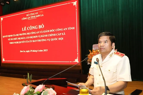 Sơn La, Điện Biên công bố các quyết định tổ chức, cán bộ công an cấp xã
