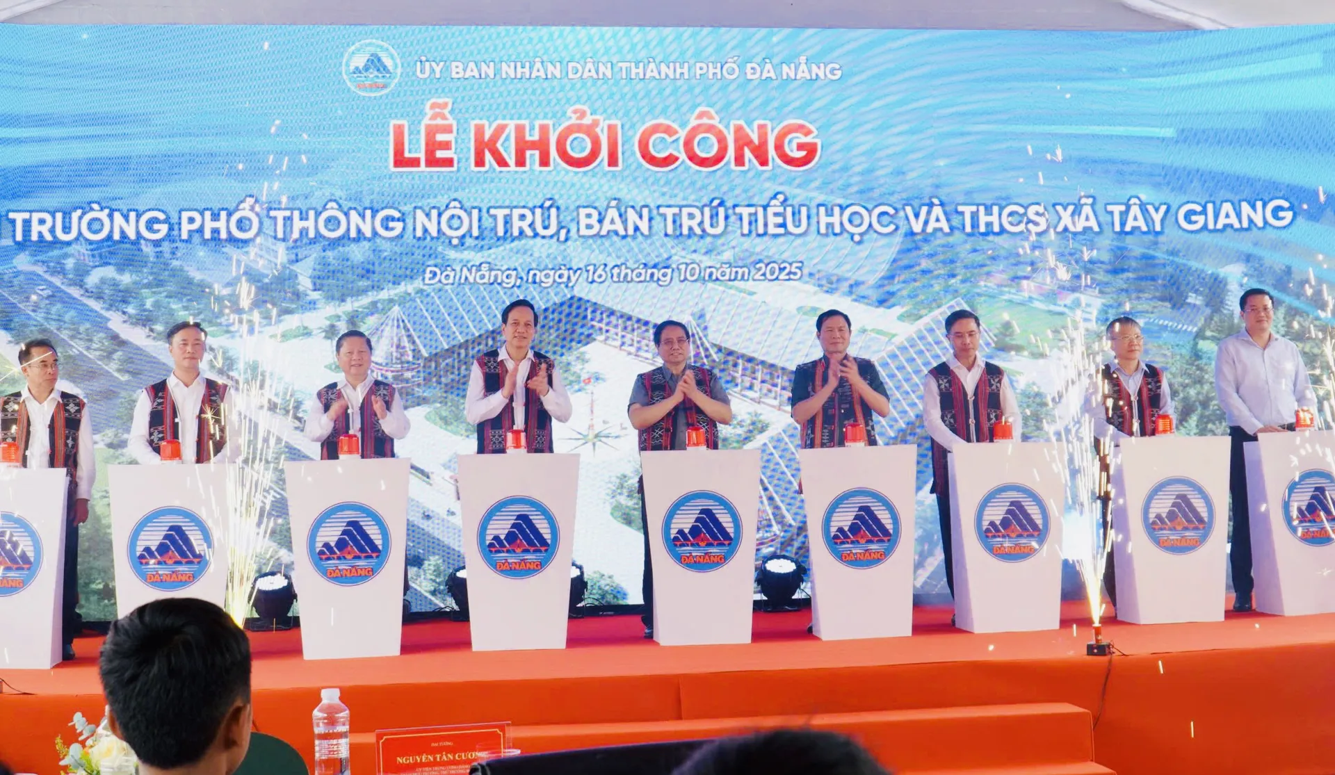 Đà Nẵng khởi công trường nội trú liên cấp tại xã Tây Giang