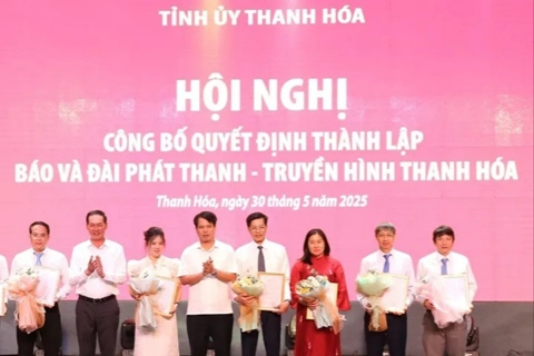 Công bố quyết định thành lập Báo và Đài Phát thanh - Truyền hình Thanh Hóa