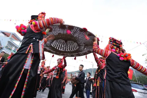 Đoàn kết, hữu nghị - Thắm tình biên cương - Cùng nhau phát triển