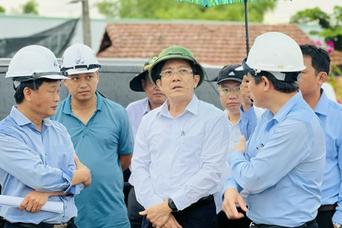 Dốc toàn lực để về đích dự án cải tạo Quốc lộ 14E