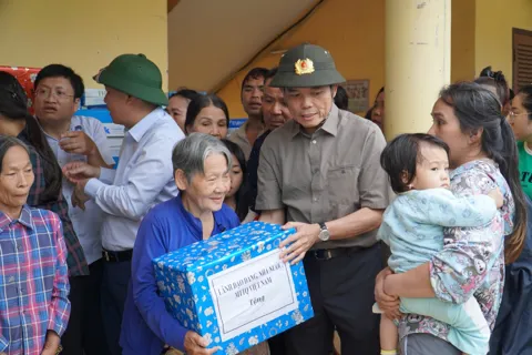 Khánh Hòa thiệt hại khoảng 5.000 tỷ đồng do mưa lũ