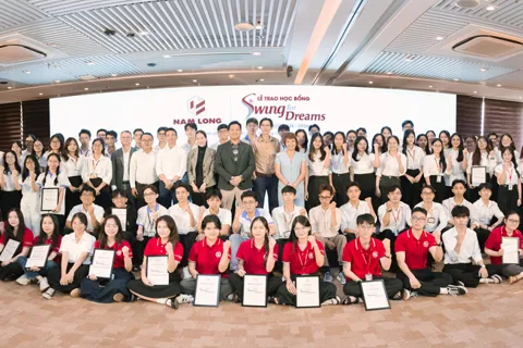Nam Long trao 84 suất học bổng “Swing For Dreams” 2025, tổng giá trị 840 triệu đồng cho sinh viên