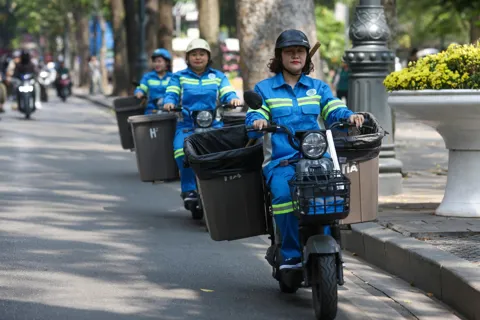 "Một giờ với những người làm đẹp thành phố”
