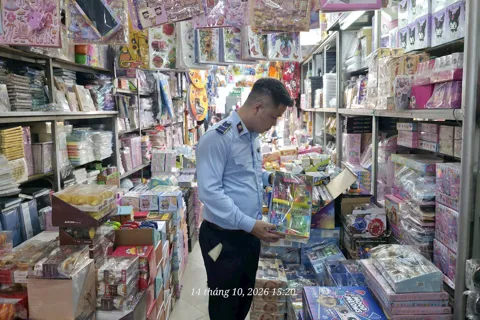 Phát hiện 1.283 sản phẩm hàng hoá là đồ chơi trẻ em nhập lậu