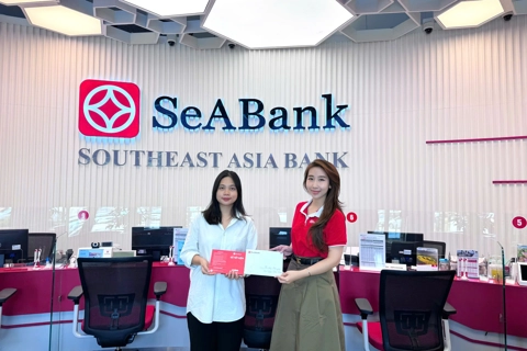 Quỹ Ươm mầm ước mơ SeABank nhận đỡ đầu thêm 10 học sinh nghèo hiếu học: Nối dài hành trình 10 năm gieo mơ ước