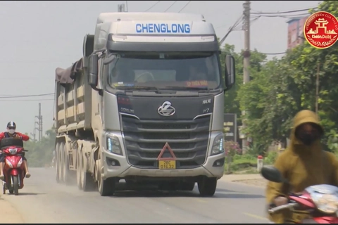 CSGT Hà Nội: Tăng cường kiểm tra, xử lý nghiêm các vi phạm xe quá khổ, quá tải