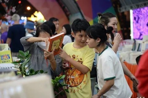 Đường sách Tết TP Hồ Chí Minh góp phần định hình bản sắc văn hóa của thành phố 