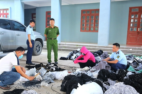 Ninh Bình phát hiện khoảng 1.500 sản phẩm may mặc giả thương hiệu nổi tiếng