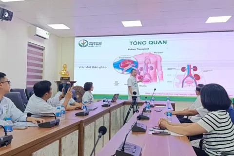 Sáng tạo y khoa từ bệnh viện Việt Đức: Mở hướng đi mới trong ghép thận có tĩnh mạch ngắn