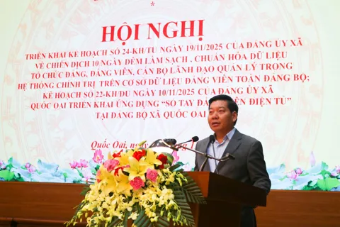 Xã Quốc Oai quyết tâm làm sạch, chuẩn hóa dữ liệu đảng viên trong 10 ngày đêm