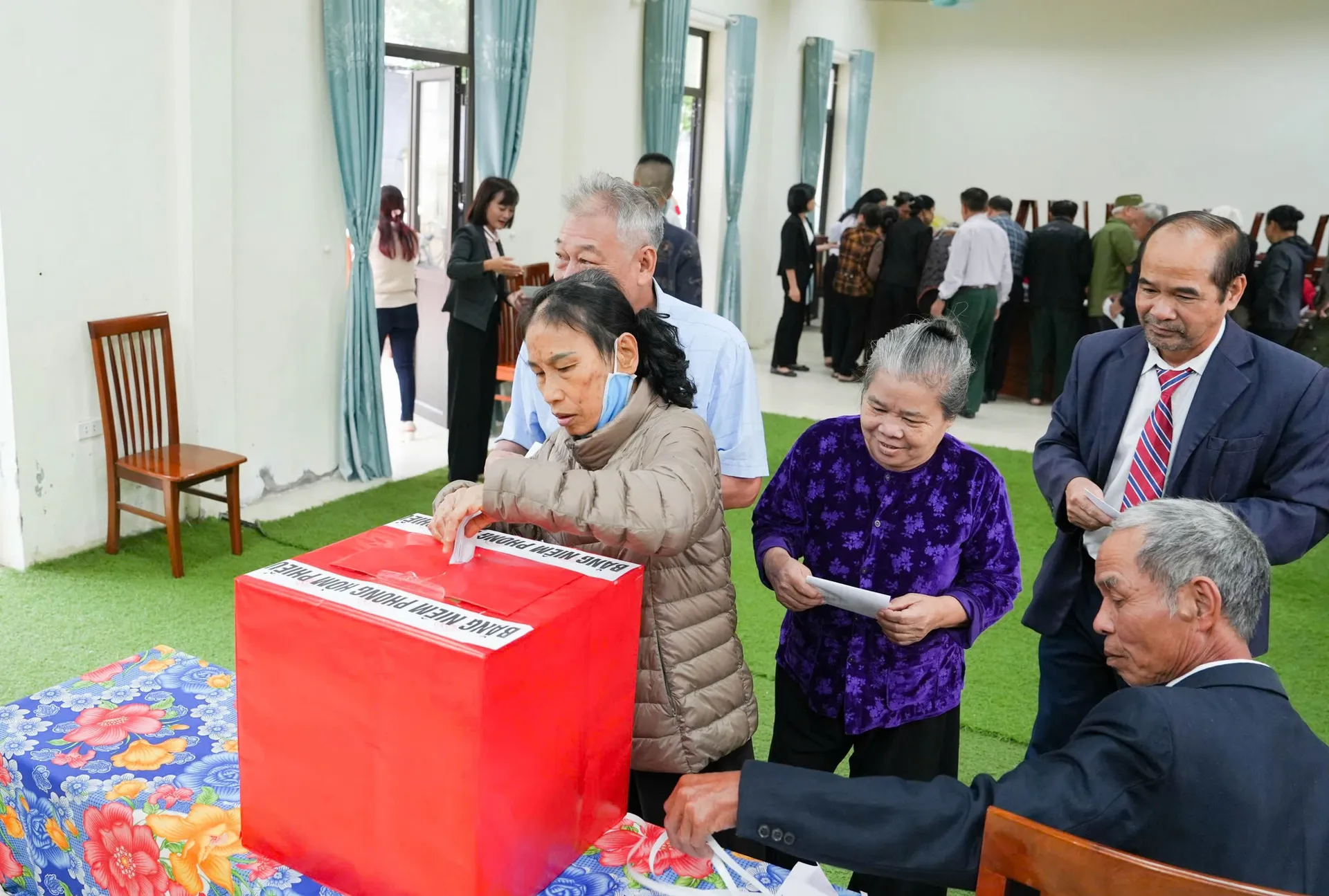 Cử tri xã Quốc Oai bầu Trưởng thôn nhiệm kỳ 2025 – 2027