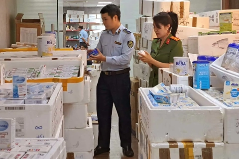 Hàng giả, hàng nhái tràn lan: vì sao “con voi chui lọt lỗ kim”?