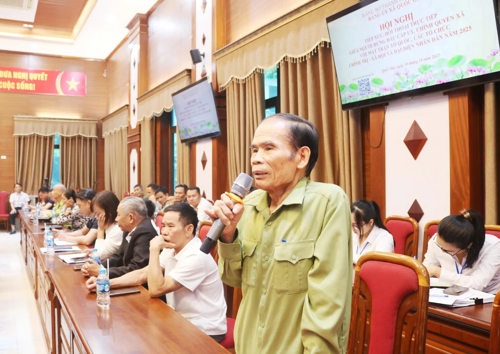 Đối thoại ở Quốc Oai: lắng nghe để cải cách, phục vụ Nhân dân tốt hơn