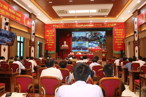 Cử tri kiến nghị đẩy nhanh tiến độ thi công các tuyến đường giao thông đã được phê duyệt