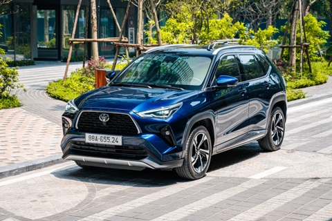 Toyota tung khuyến mại khủng trong tháng 6
